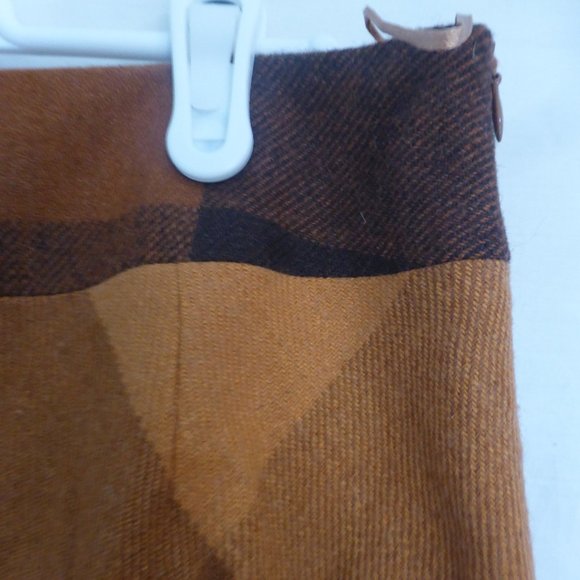 YIGU, lined argyle skirt, zip side, size 165/68A, NWOT - Picture 11 of 16